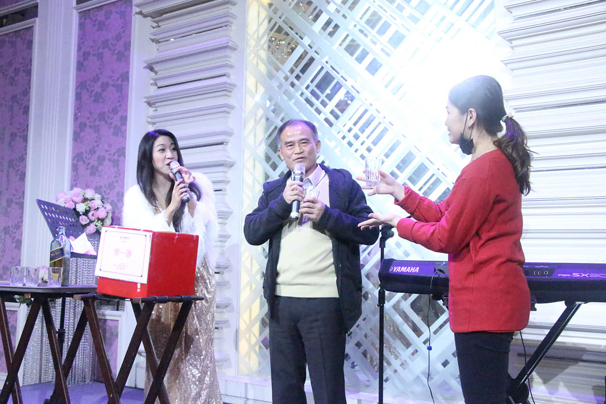 婚禮主持的價格與行情 | 選擇婚禮主持人前你不可不知的三件事