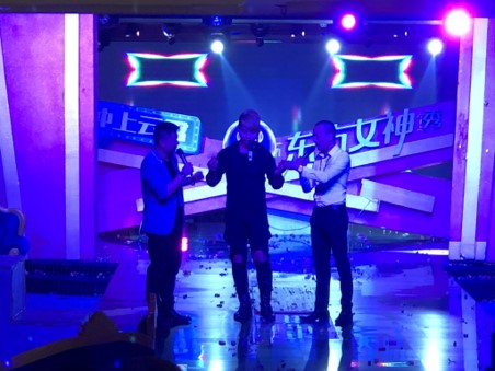 視覺系魔術師紫陽 | 近距離魔術表演首選 - MOCS 奇想活動 1