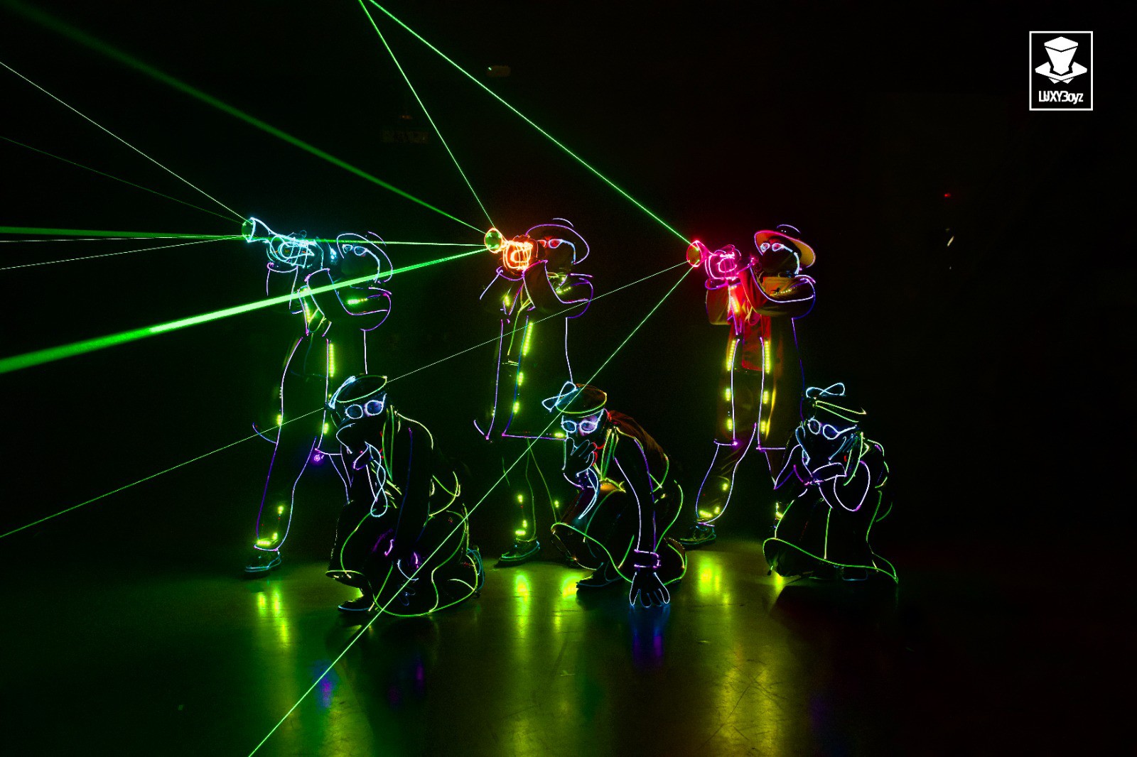 LED黑光舞